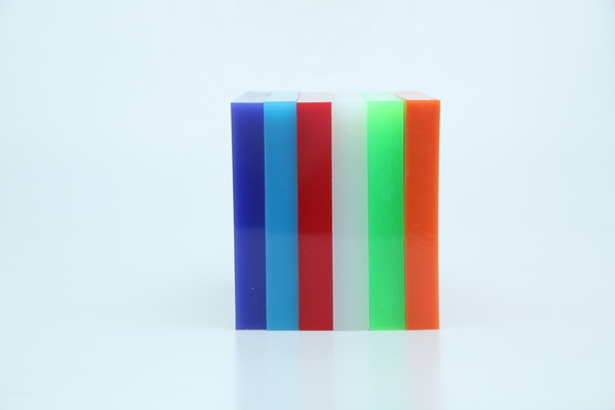 kaufen Gegossenes PMMA unterschiedlich farbiges Acrylblech Kunststoff Billiges Plexiglas für Werbung online manufacture