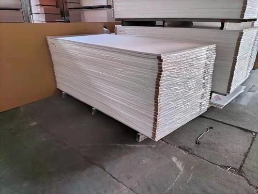 Hart, hohe Dichte, 1220*2440 mm, weißes PVC-Schaumblech, Forex Celuka für Möbelwerbung