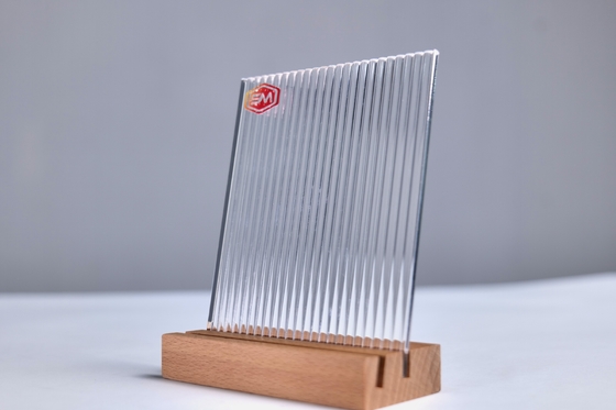 3 mm 5 mm PMMA Extrudiertes Textured Acrylic Sheet für überlegene transparente Schlagfestigkeit und geringes Gewicht