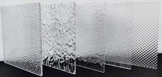 Extrudierte Welle 3 mm 5 mm Dicke gestreifte klare lineare Muster Acrylblatt