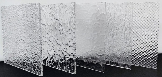 Extrudierte Welle 3 mm 5 mm Dicke gestreifte klare lineare Muster texturierte Acrylfolie