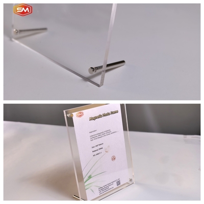 Mit Metall Dcrews Acryl Foto-Rahmen Bildschirm Stand kundenspezifische Desktop