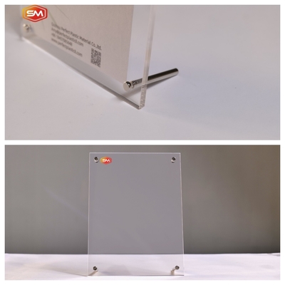 Kostenloser Desktop-Stand Plexiglas A4 A5 A6 Acryl-Fotoraum mit Ständer